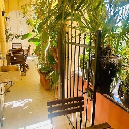 Nervi Residenziale A Due Passi Dal Mare Apartamento Génova Exterior foto