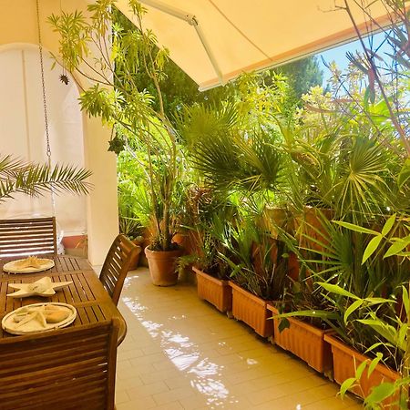 Nervi Residenziale A Due Passi Dal Mare Apartamento Génova Exterior foto
